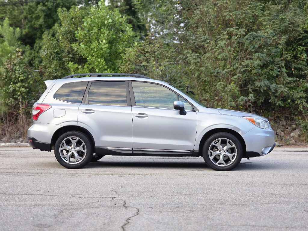 2015 Subaru Forester Image 10