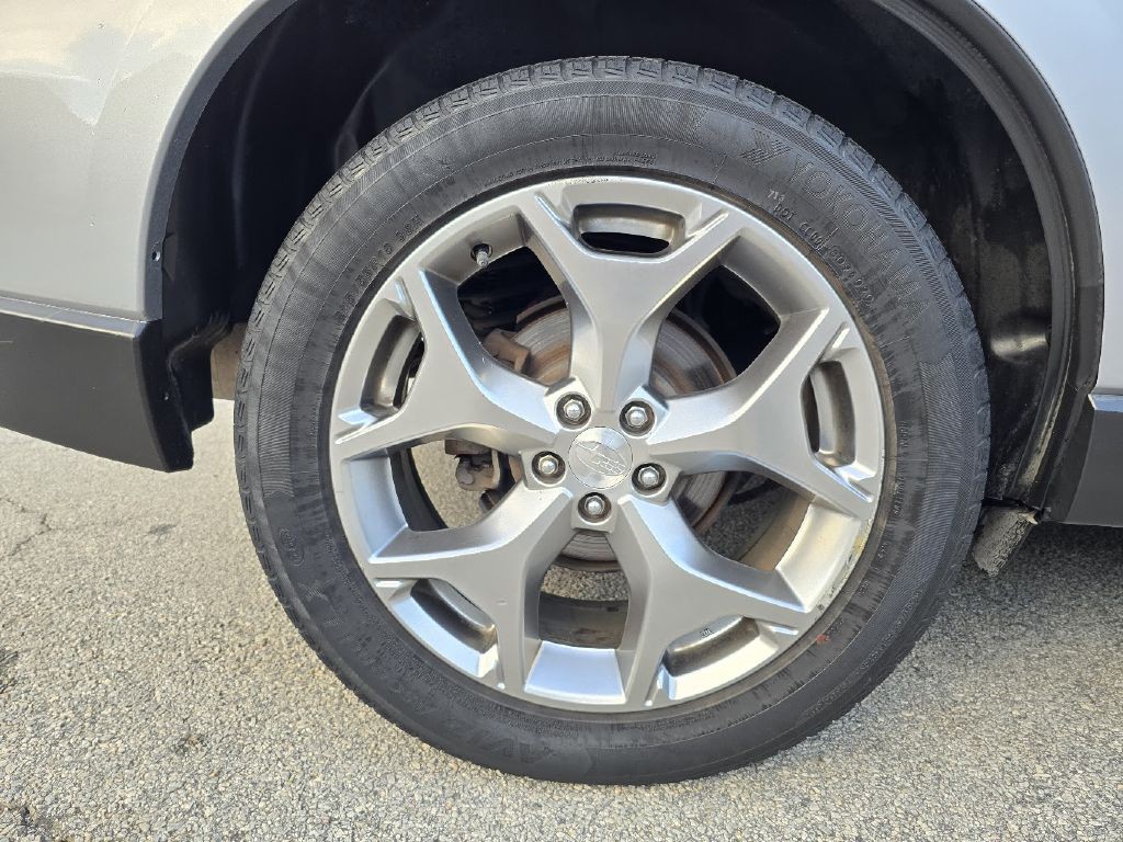 2015 Subaru Forester Image 13