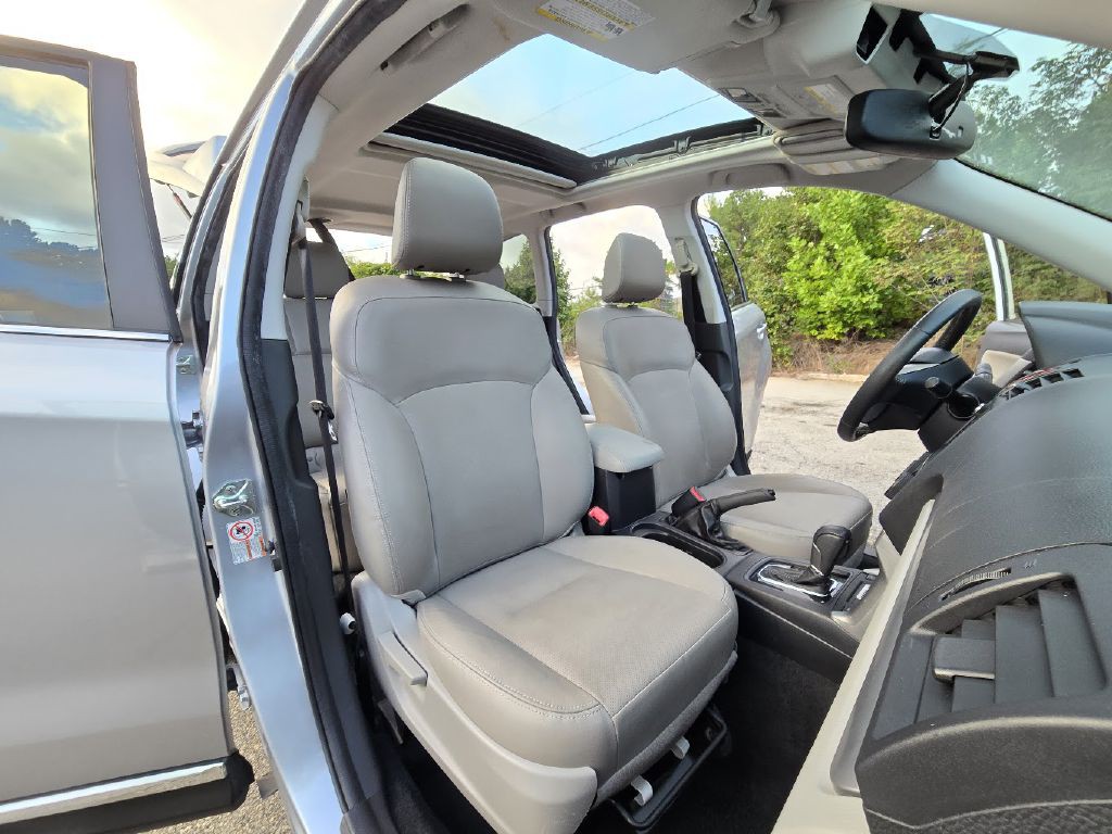 2015 Subaru Forester Image 16