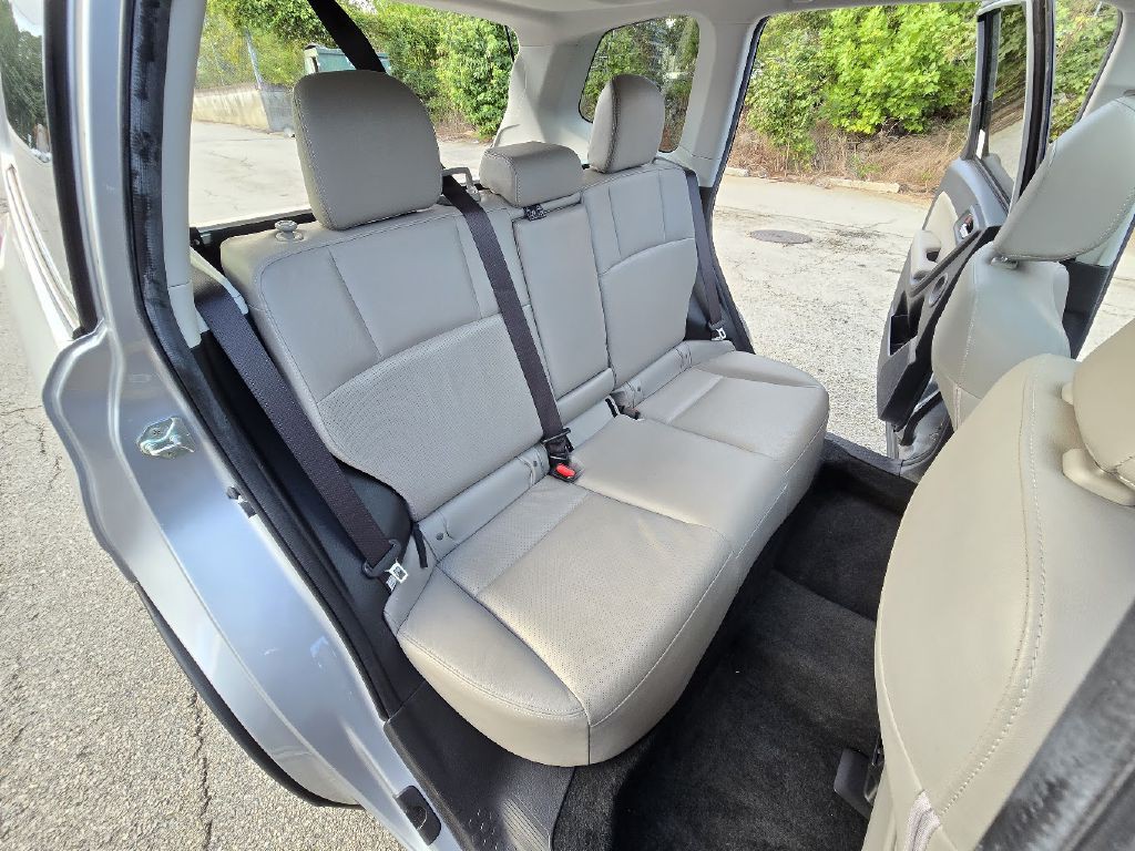 2015 Subaru Forester Image 20
