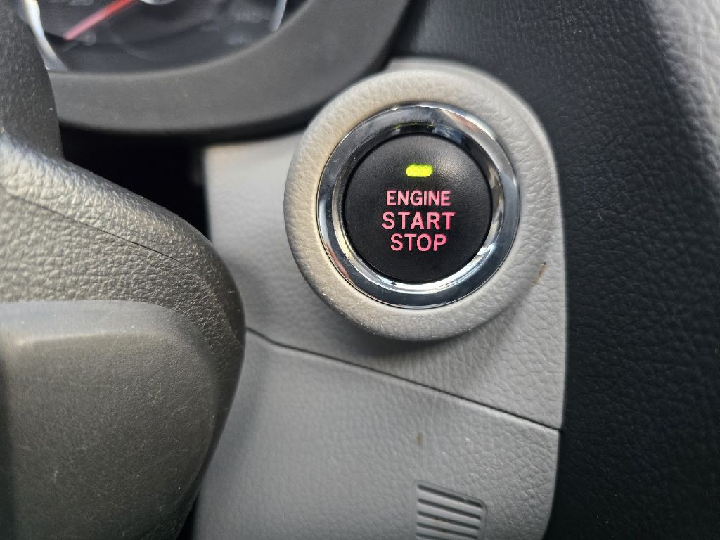 2015 Subaru Forester Image 32