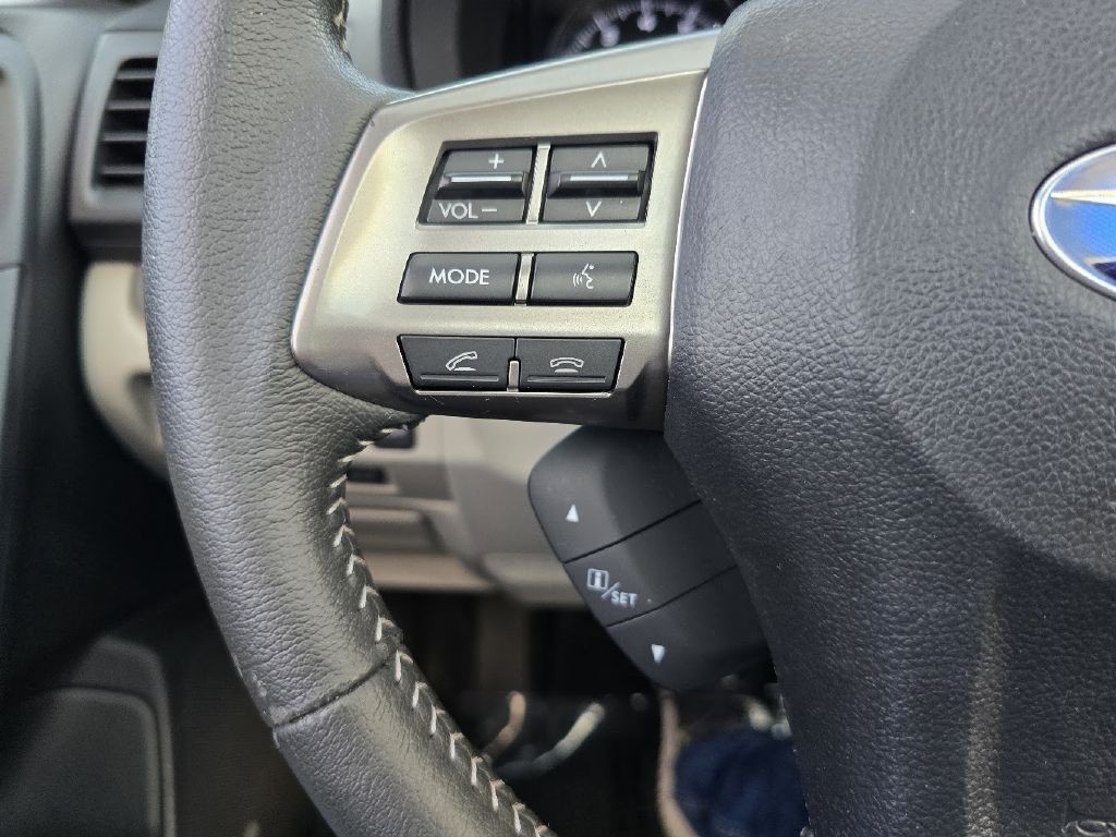 2015 Subaru Forester Image 38