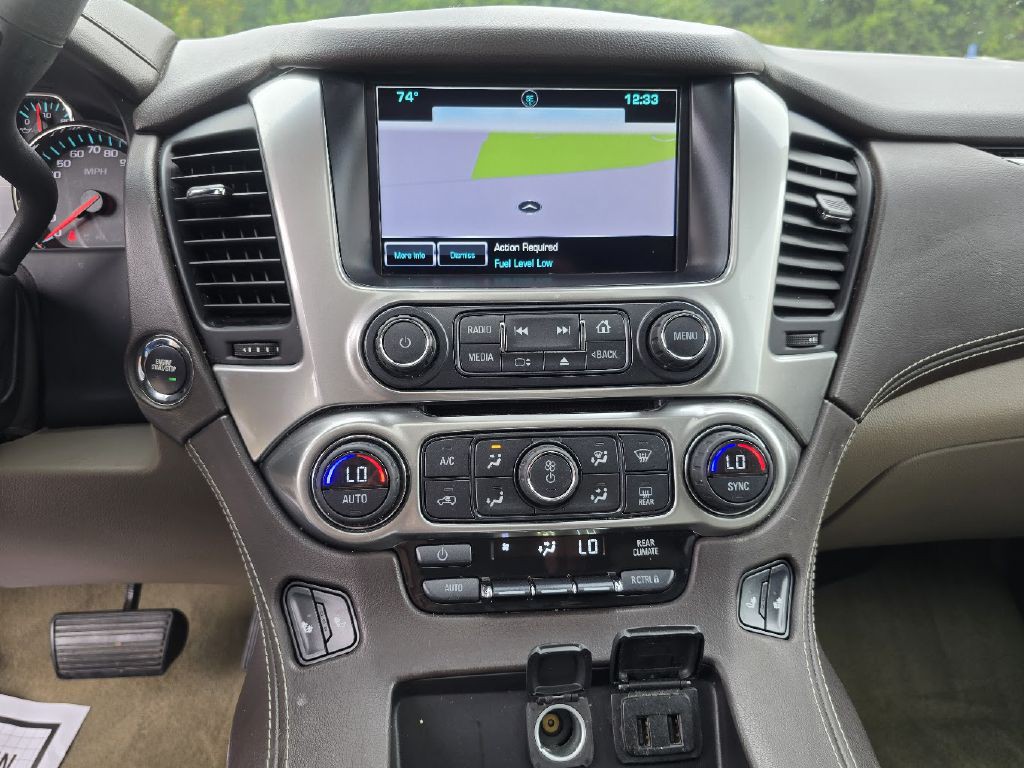 2016 Chevrolet Suburban Image 33