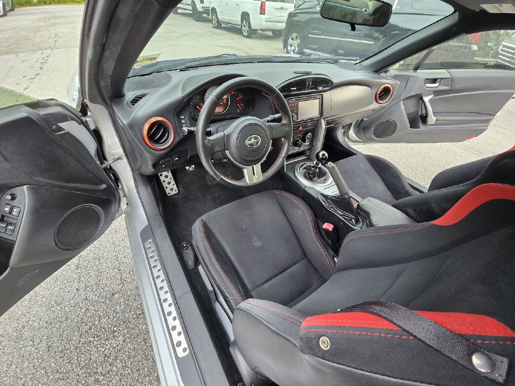 2013 Scion FR-S Image 29