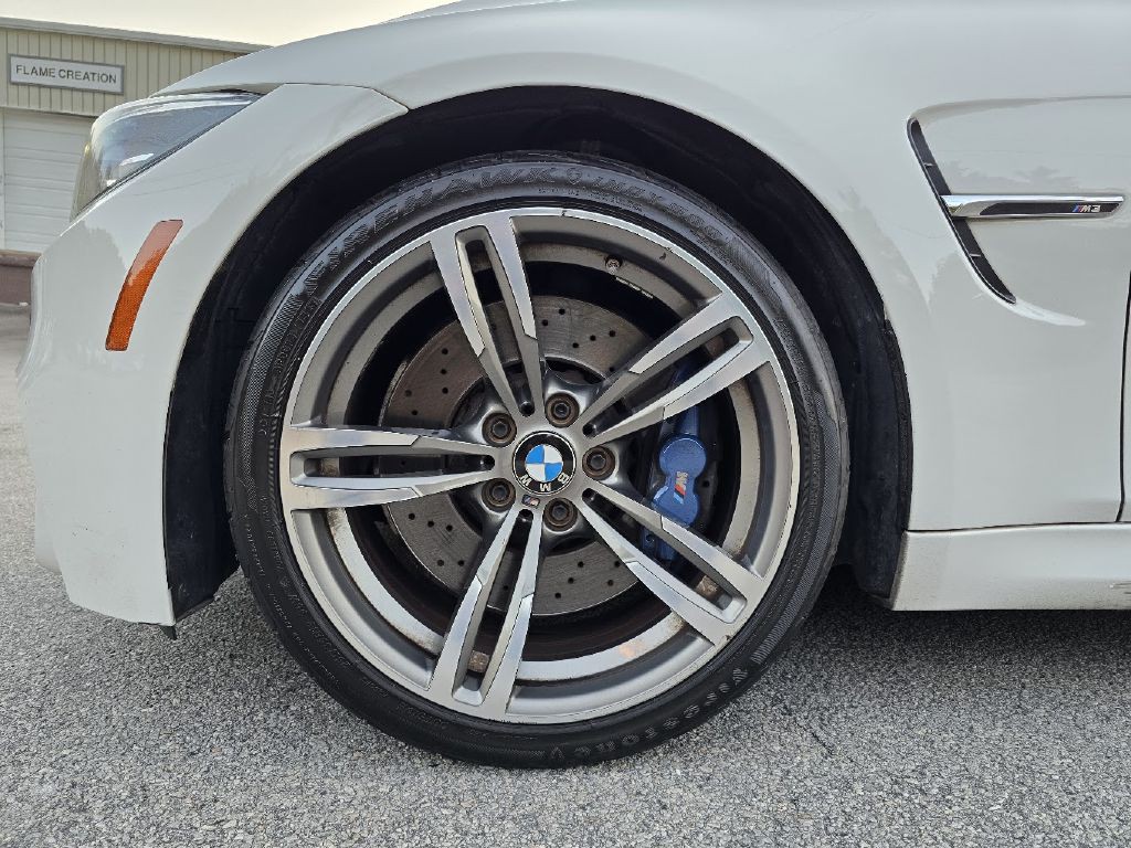 2018 BMW M3 Image 20