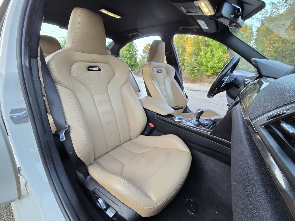 2018 BMW M3 Image 24