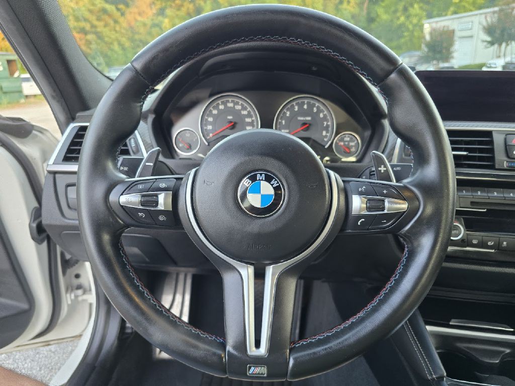 2018 BMW M3 Image 40