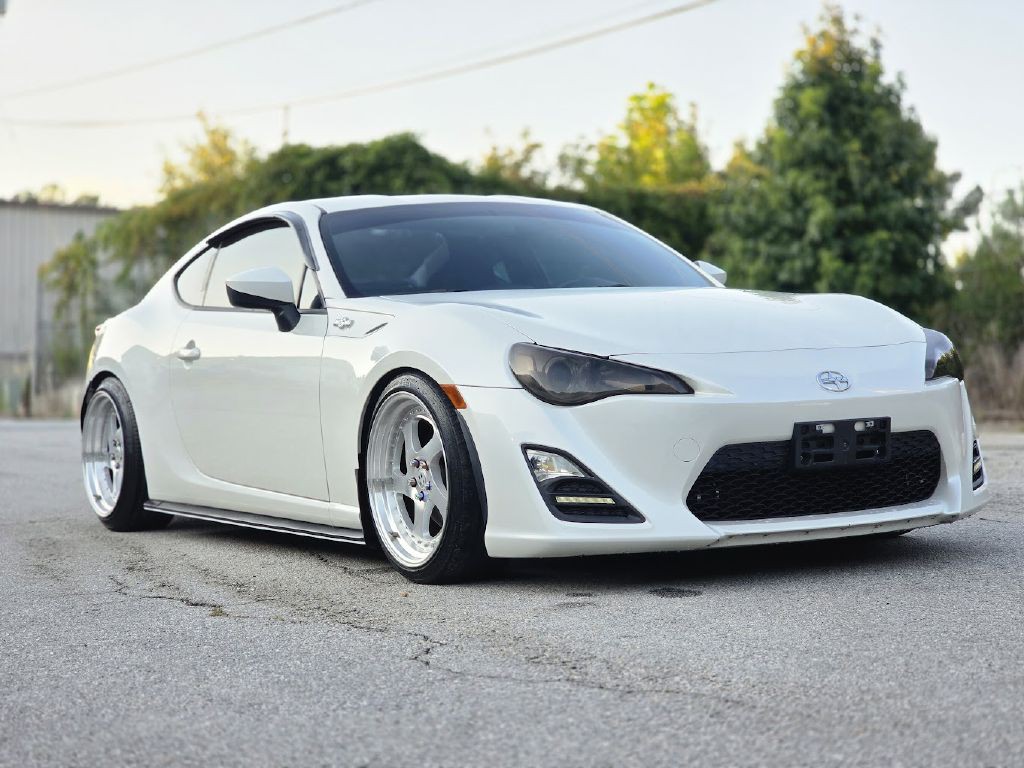 2013 Scion FR-S Image 15