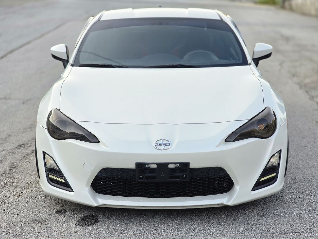 2013 Scion FR-S Image 19