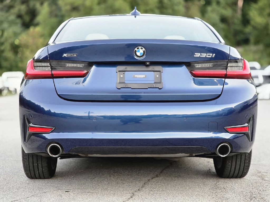 2019 BMW 3 Series Image 8
