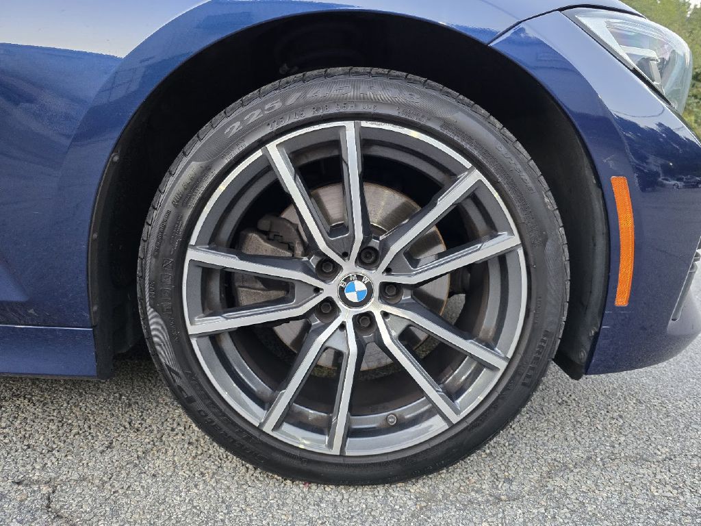 2019 BMW 3 Series Image 21