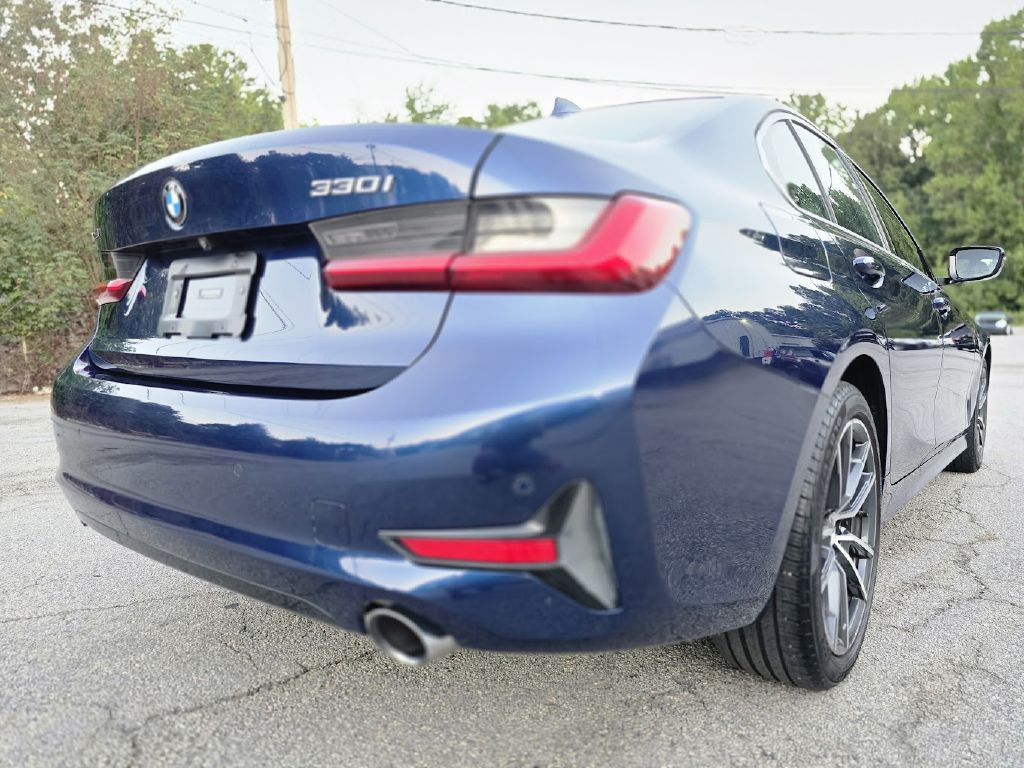 2019 BMW 3 Series Image 11