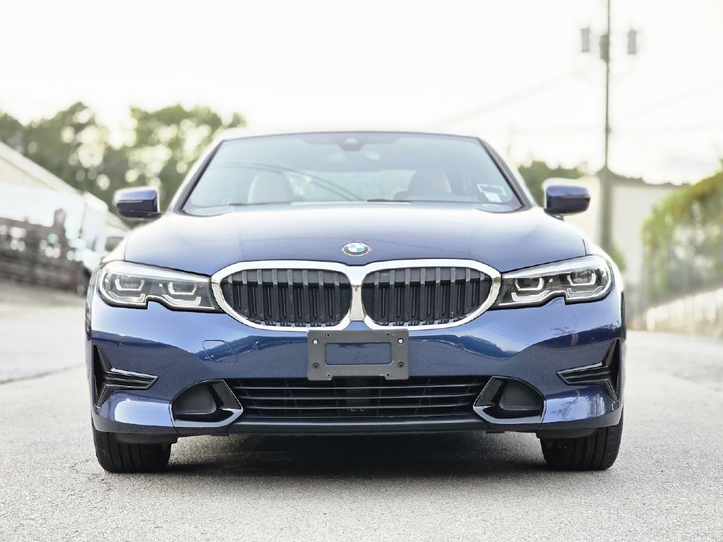 2019 BMW 3 Series Image 16