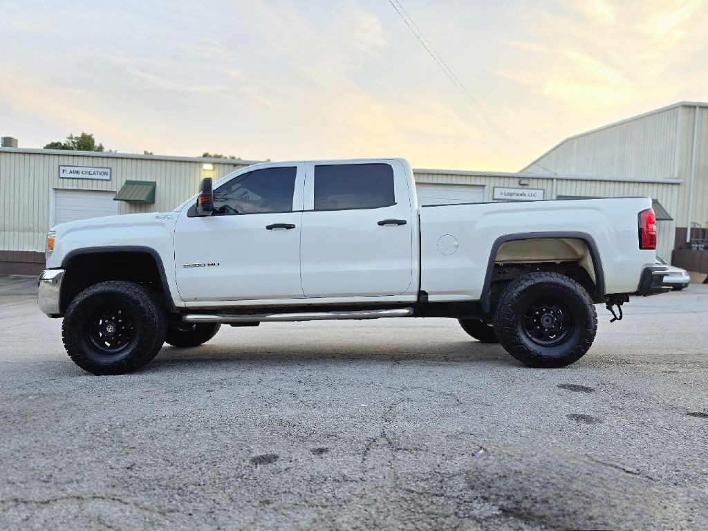 2016 GMC Sierra 2500 Image 4