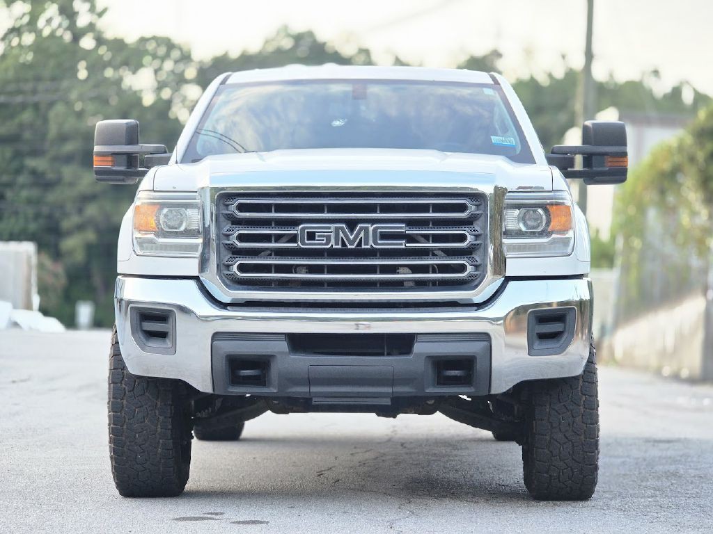 2016 GMC Sierra 2500 Image 12