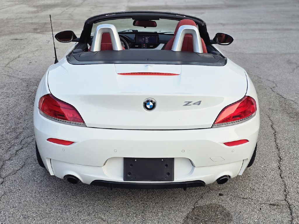 2011 BMW Z4 Image 9