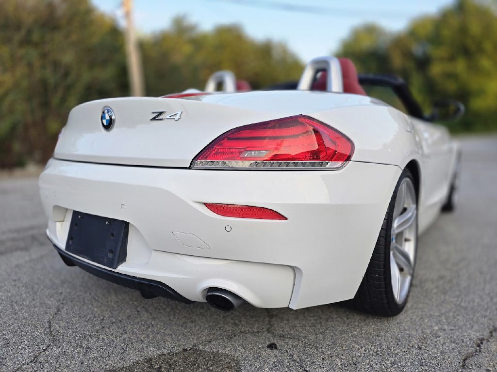 2011 BMW Z4 Image 11