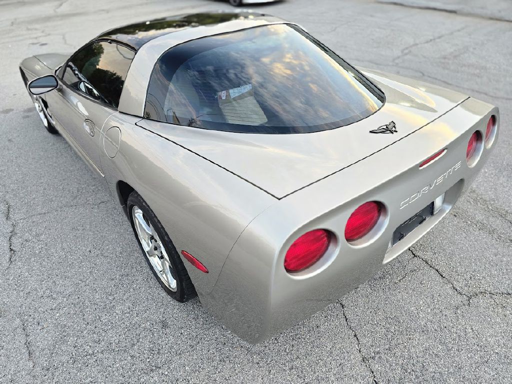 1999 Chevrolet Corvette Image 7