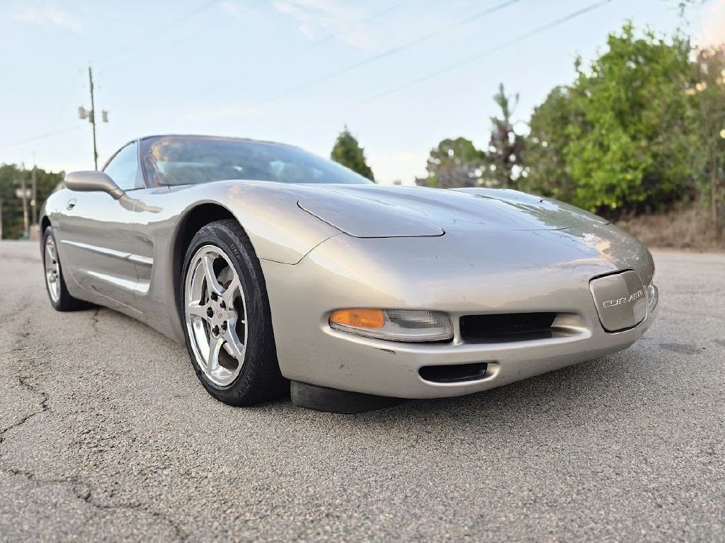 1999 Chevrolet Corvette Image 13