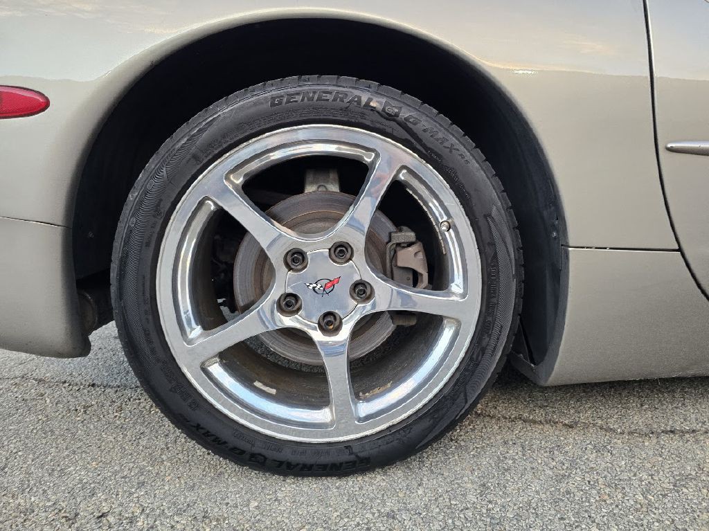 1999 Chevrolet Corvette Image 19