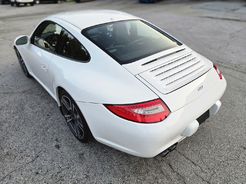 2011 Porsche 911 Image 6