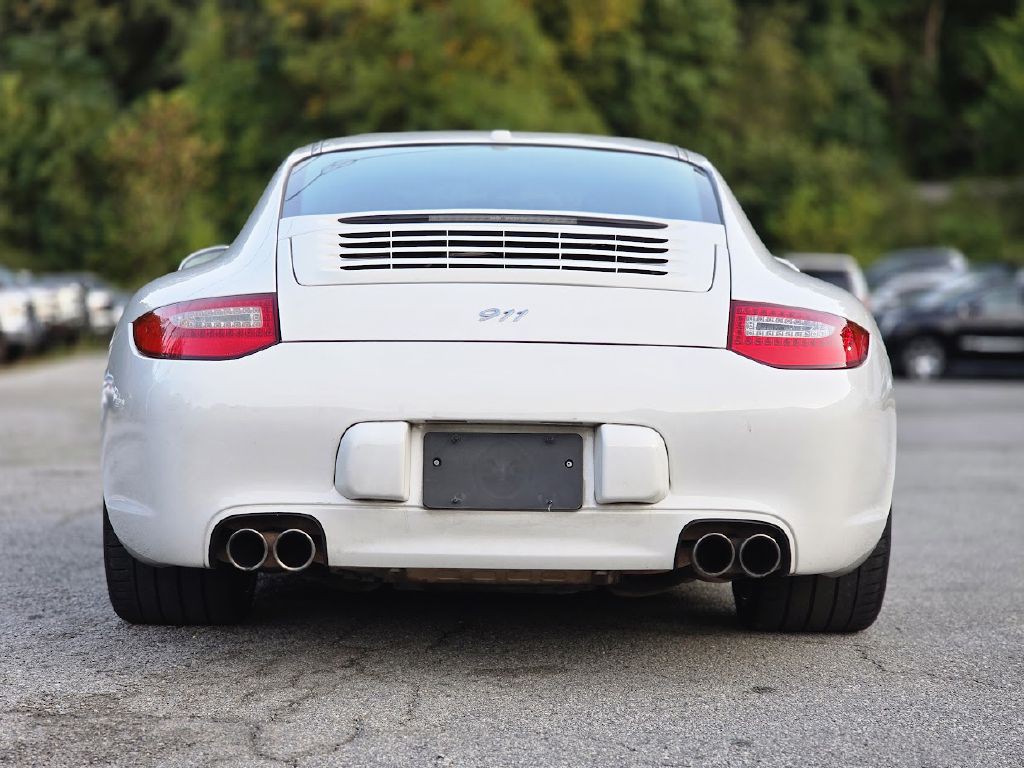 2011 Porsche 911 Image 7