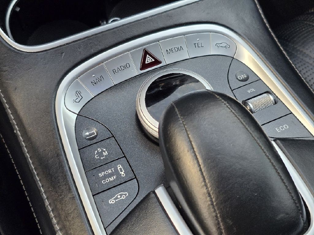 2014 Mercedes-Benz S-Class Image 33