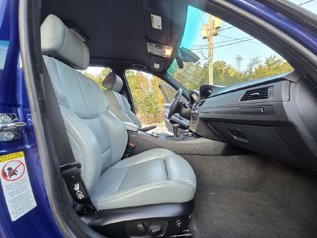 2008 BMW M3 Image 25