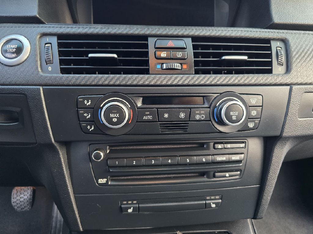 2008 BMW M3 Image 36