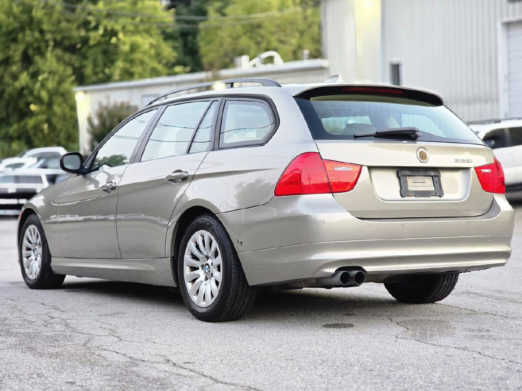2009 BMW 3 Series Image 5