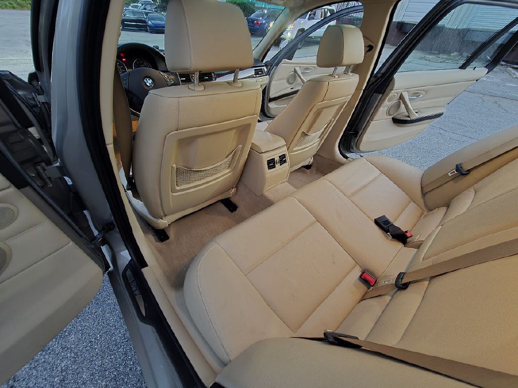 2009 BMW 3 Series Image 18