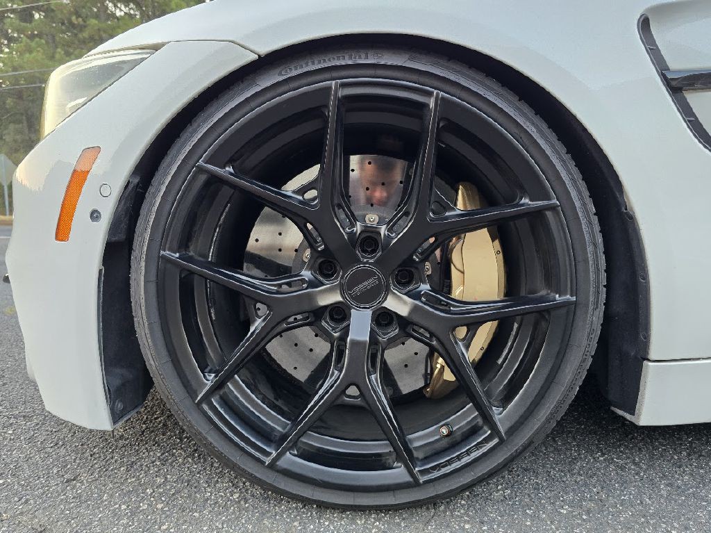 2020 BMW M4 Image 19