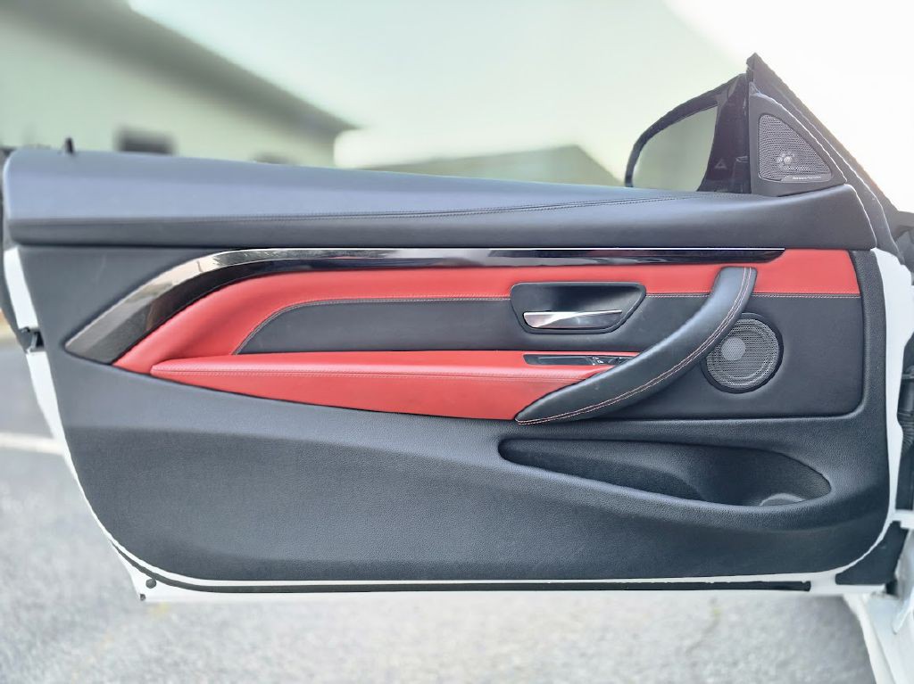 2020 BMW M4 Image 29