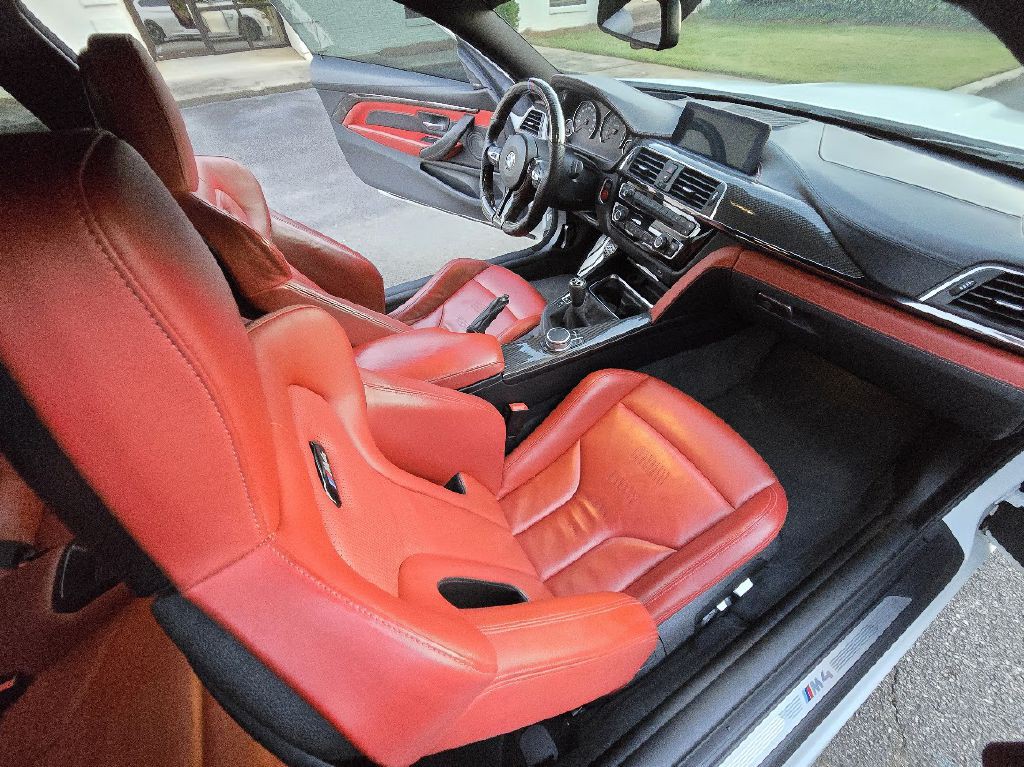 2020 BMW M4 Image 31