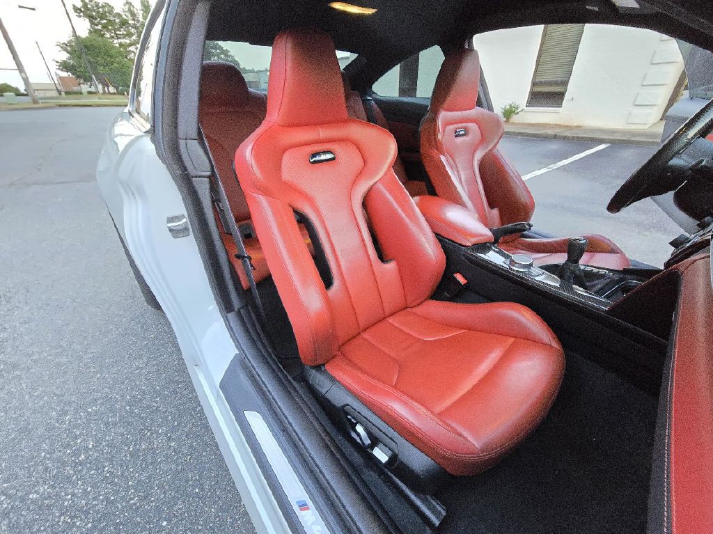 2020 BMW M4 Image 33