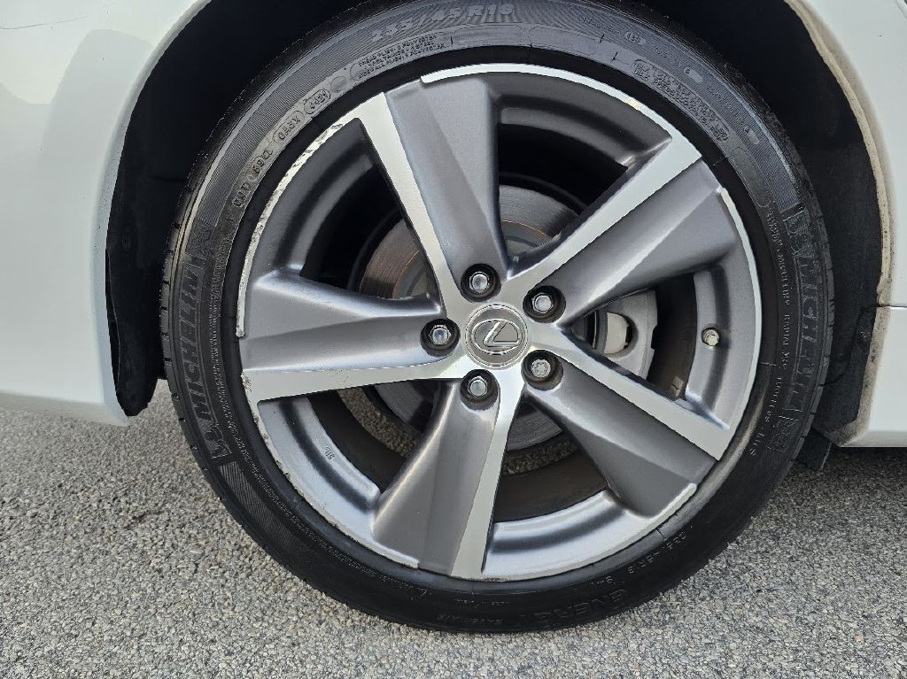 2017 Lexus GS 350 Image 16