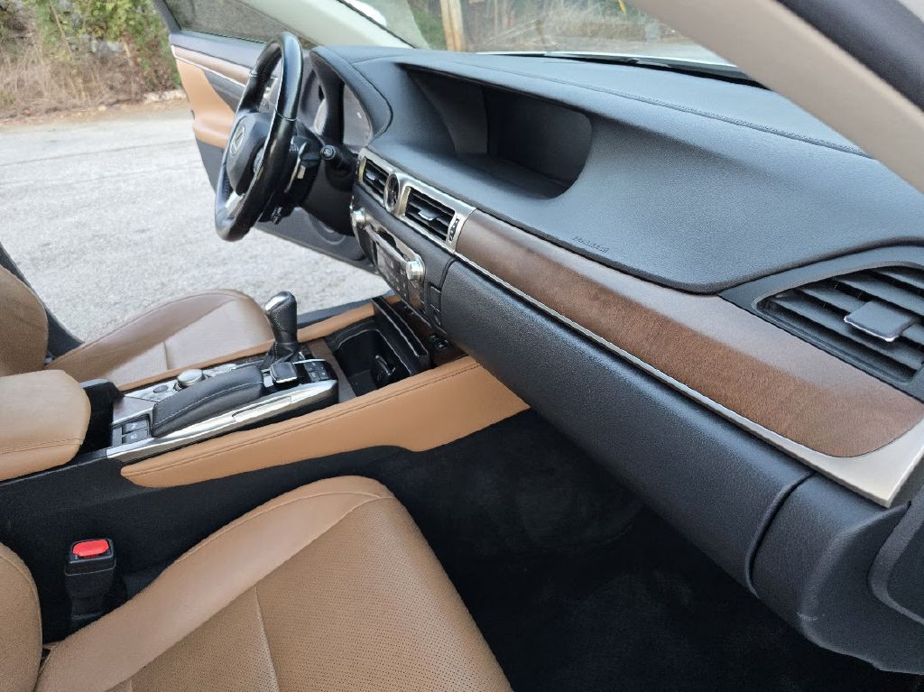 2017 Lexus GS 350 Image 24