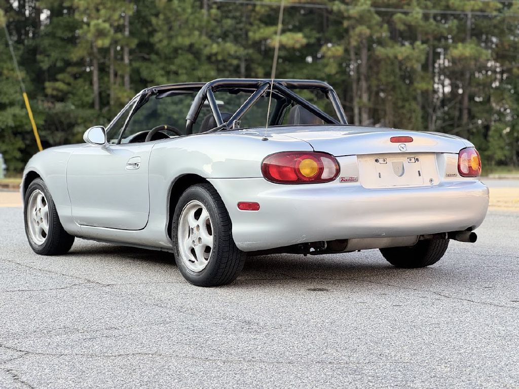 1999 Mazda MX-5 Miata Image 9