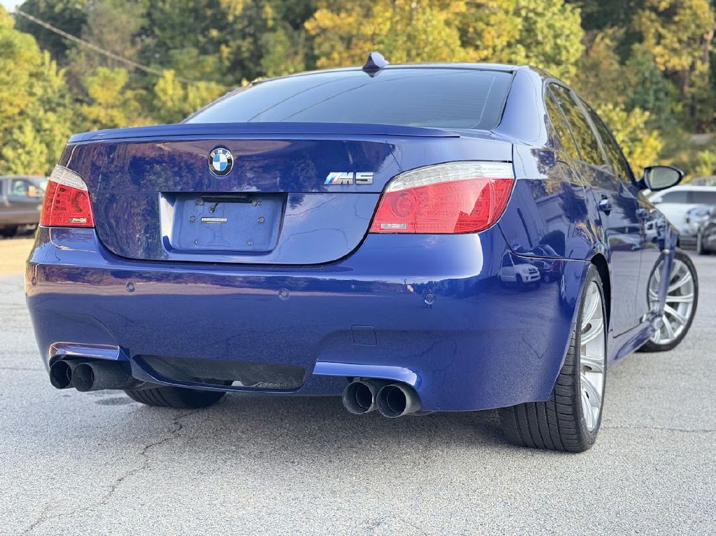 2008 BMW M5 Image 3