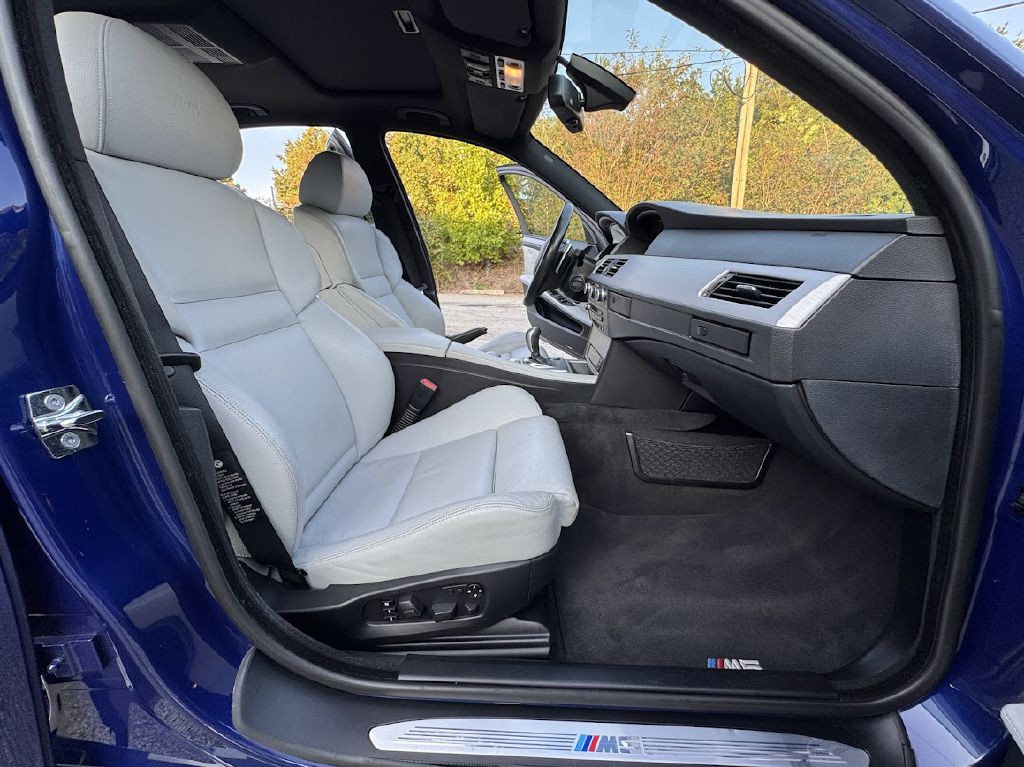 2008 BMW M5 Image 20