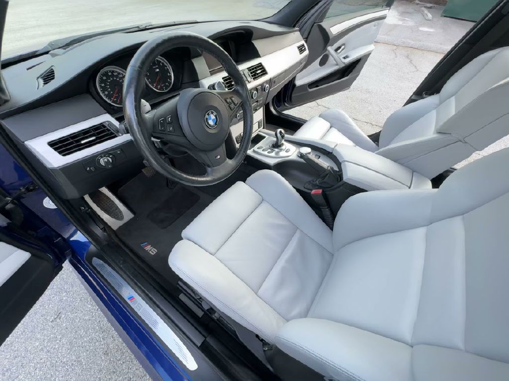 2008 BMW M5 Image 27