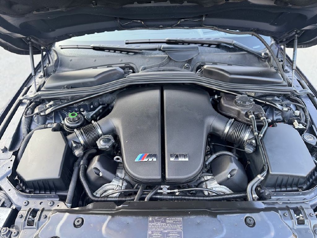 2008 BMW M5 Image 36