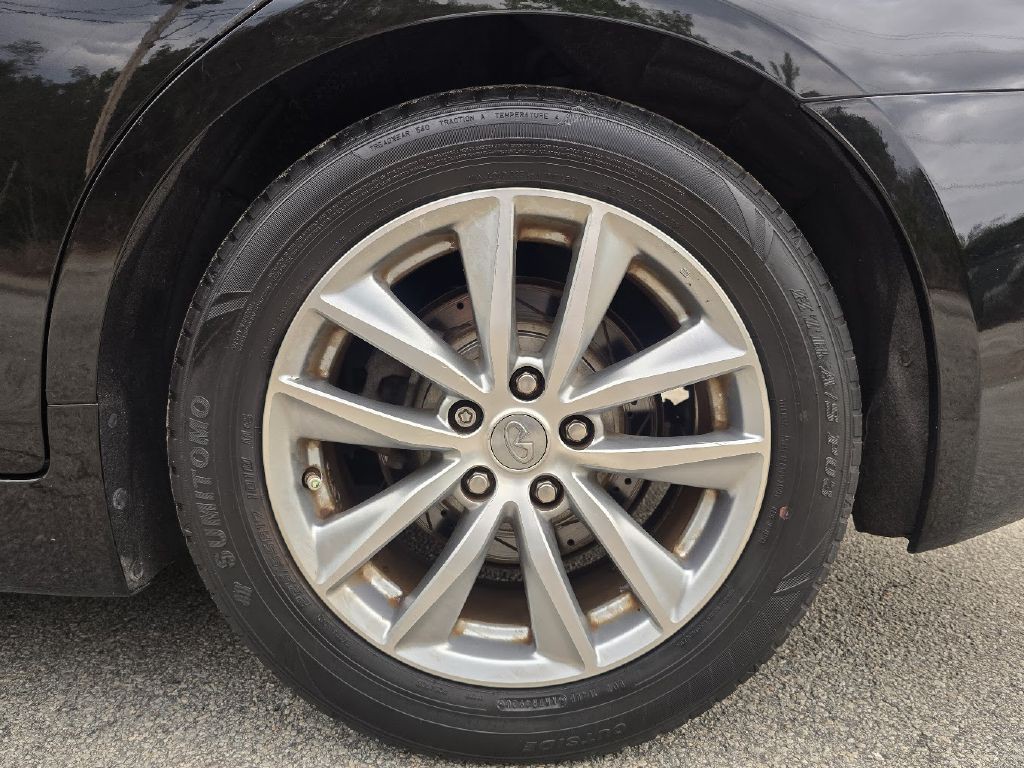 2014 INFINITI Q50 Image 17