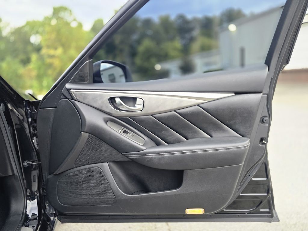 2014 INFINITI Q50 Image 25