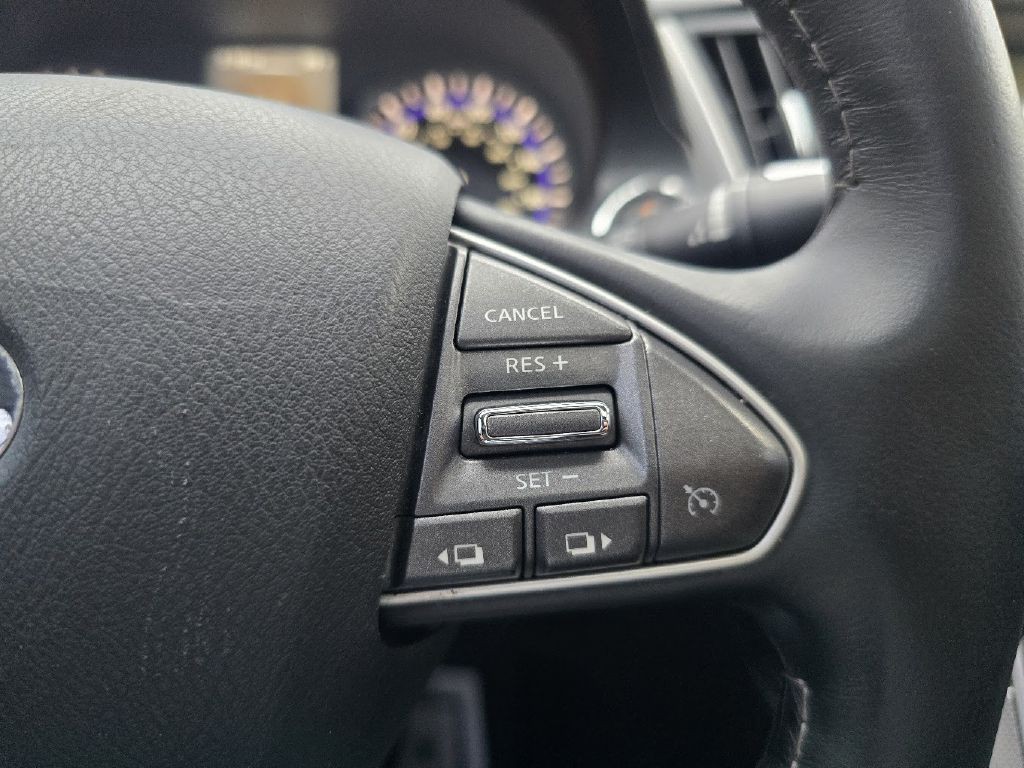 2014 INFINITI Q50 Image 31