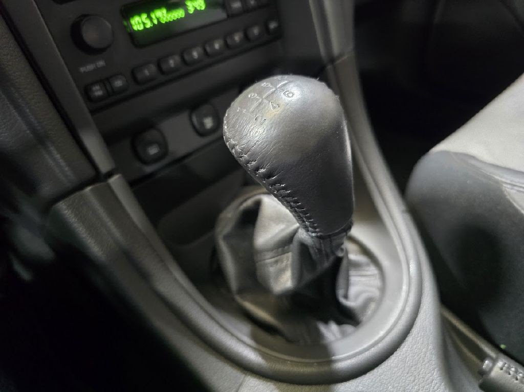 2003 Ford Mustang Image 36