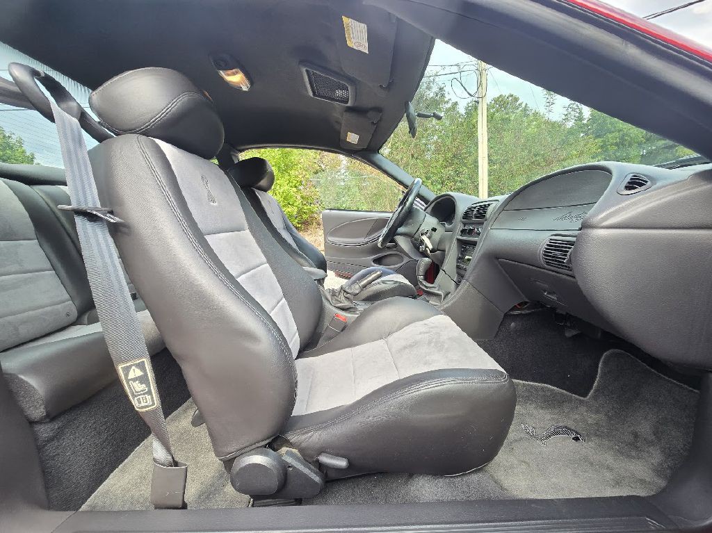 2003 Ford Mustang Image 28