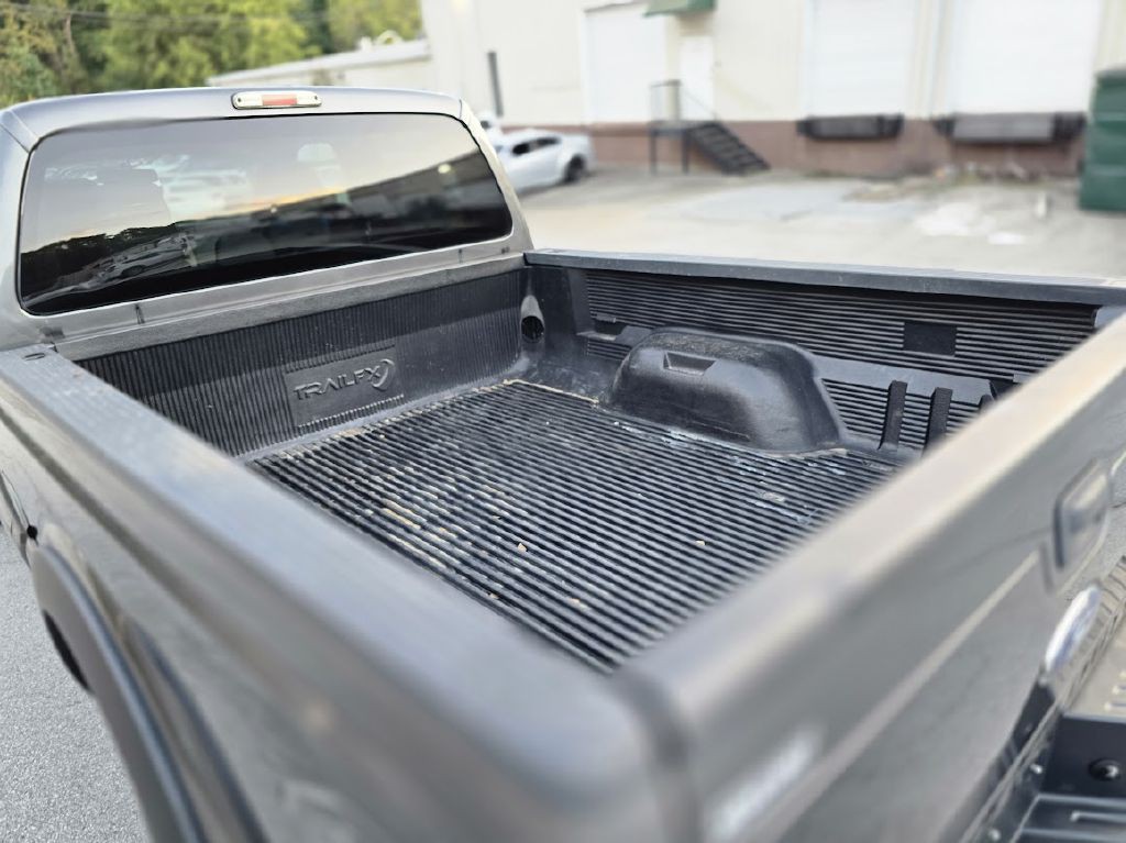 2016 Ford F-350 Image 5