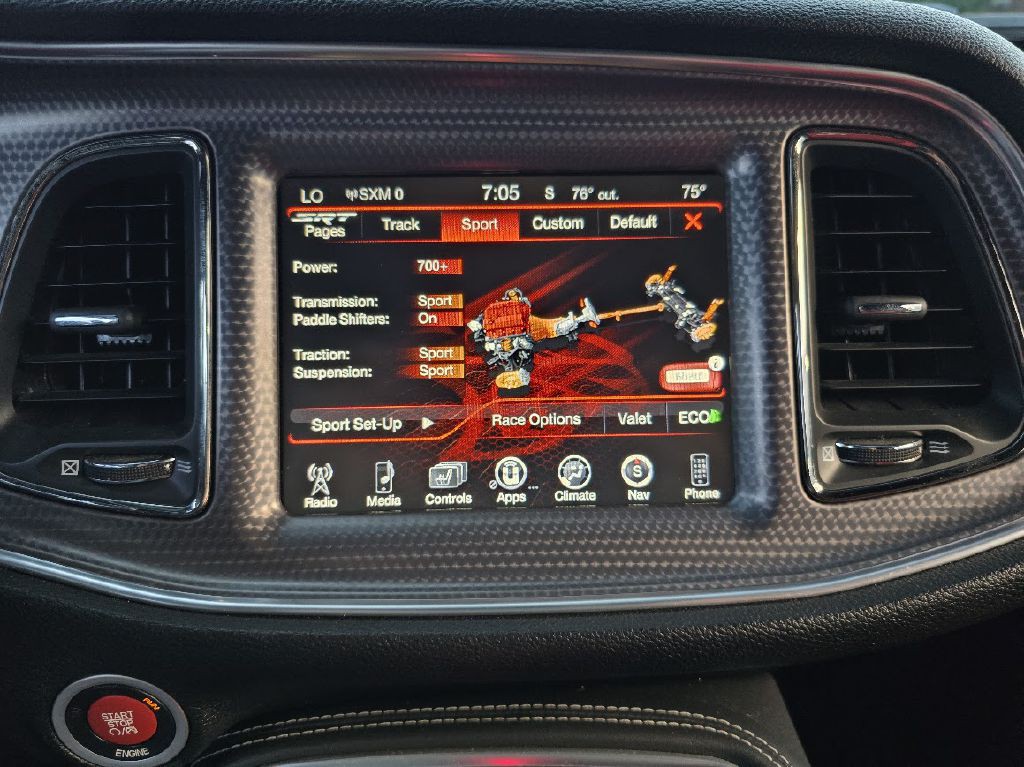 2016 Dodge Challenger Image 36