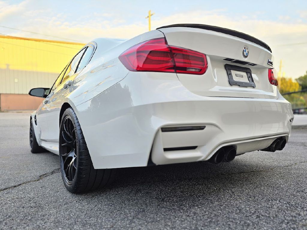 2017 BMW M3 Image 10